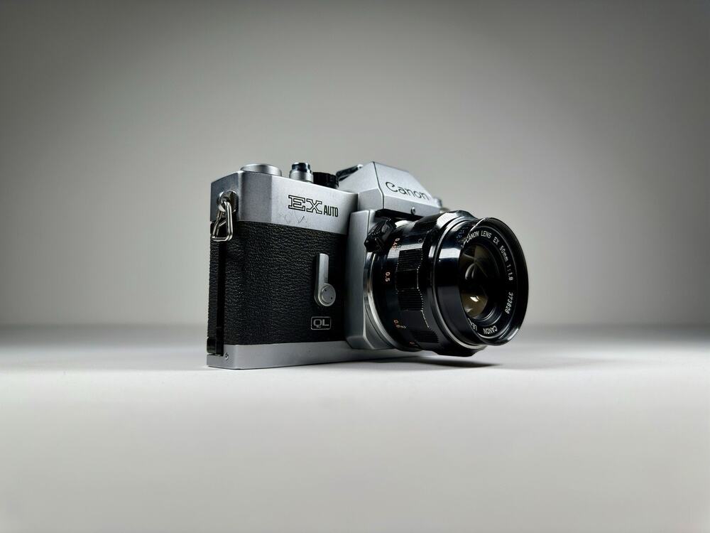 Canon EX AUTO QL 35mm SLR Film Camera EX 50mm F1.8 Lens From JAPAN • 1972